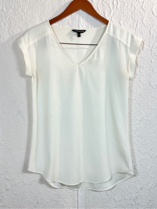 Express Tops - Express White Silky V Neck Lightweight Blouse Top Sz XS